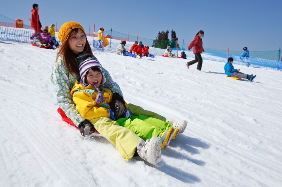 ▼ 戲雪者，雪盆免費使用